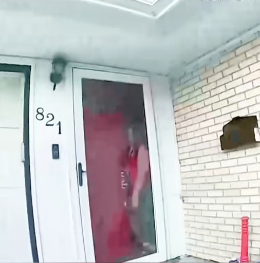 Officers Knock on the Wrong Door — What Happens Next Shocks Everyone
